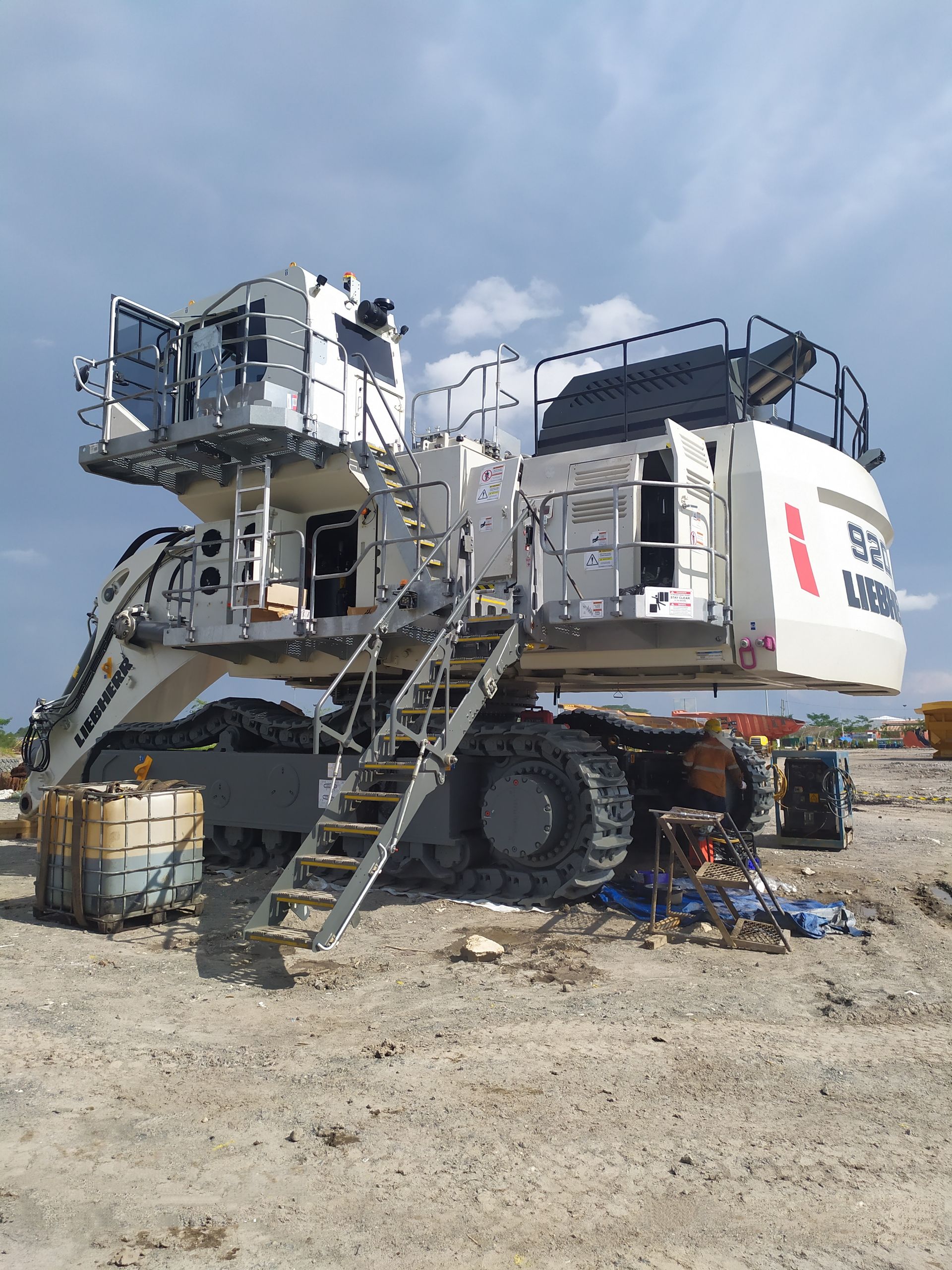 Maszyny budowlane Liebherr